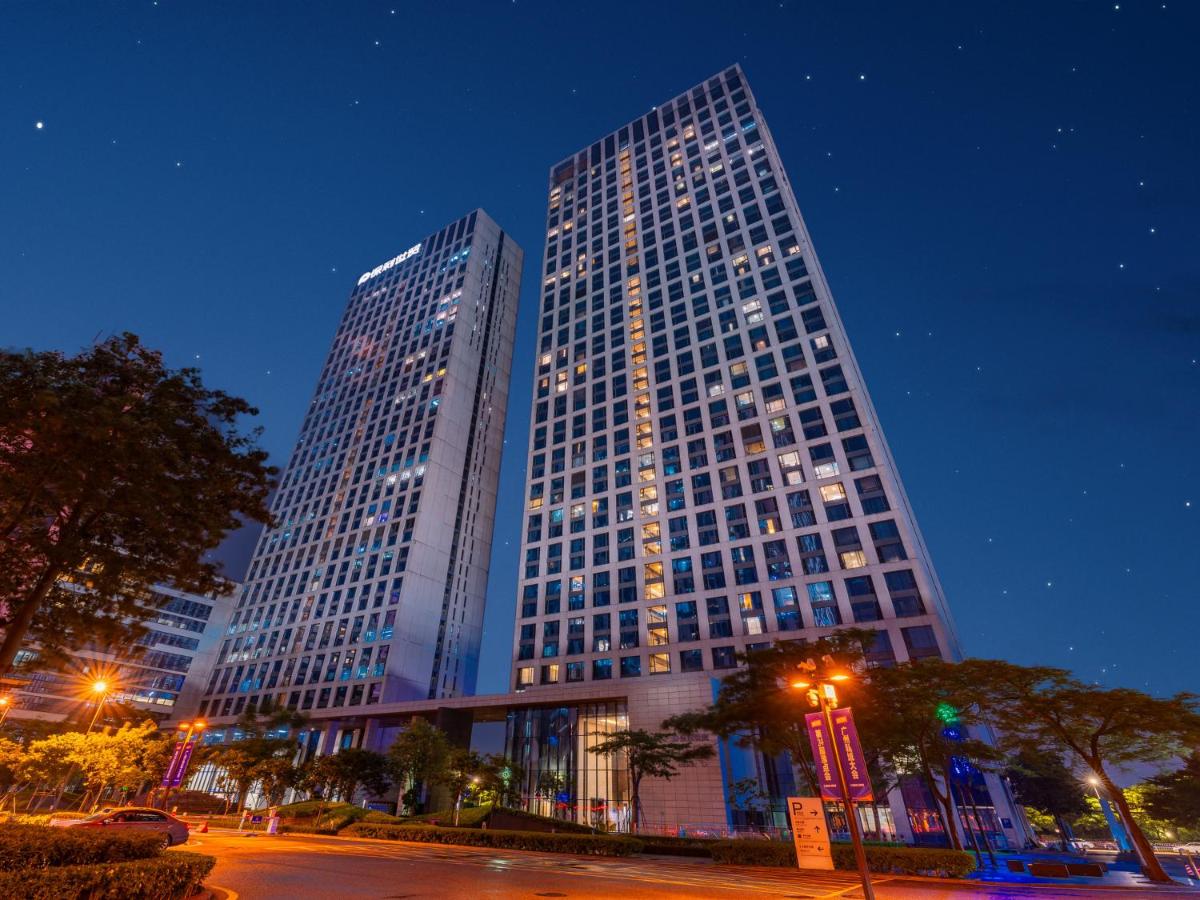 Yicheng Pazhou Poly World Trade Centre Apartment - Housity