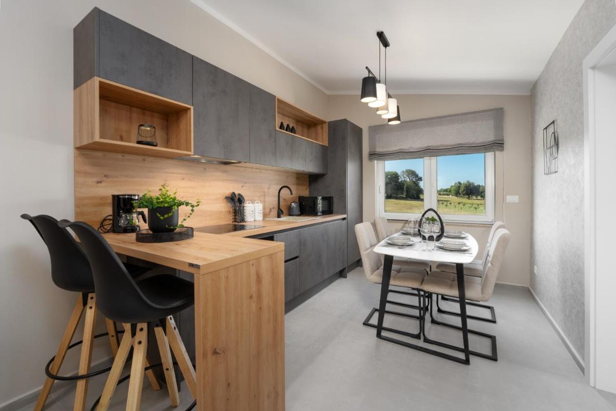 Apartment Vala Vrsar - Housity