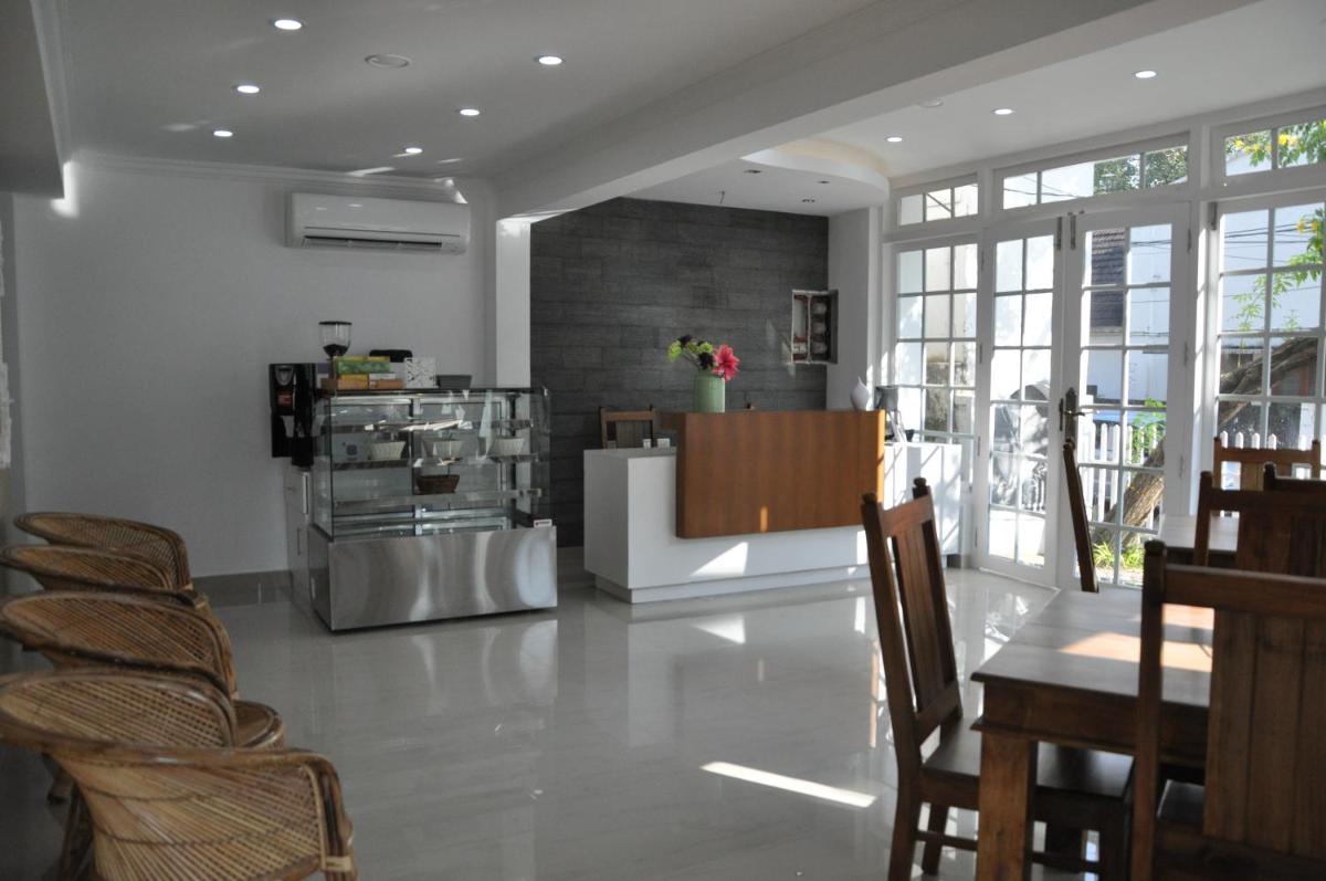 Daffodils Spice Court - Housity