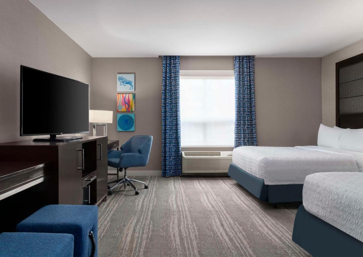 Hampton Inn & Suites-Worcester, MA - Housity