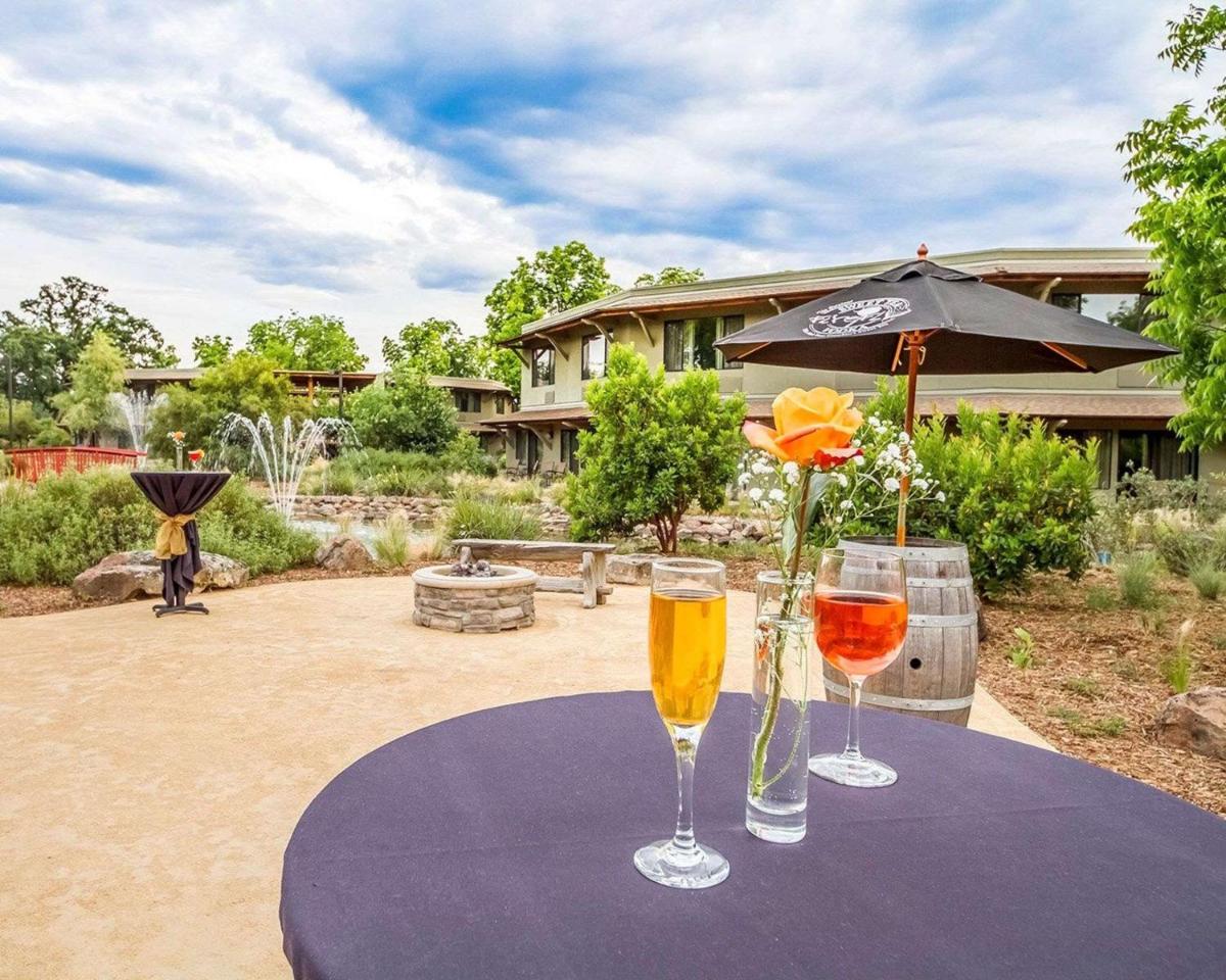 Gaia Hotel & Spa, Ascend Hotel Collection - Housity