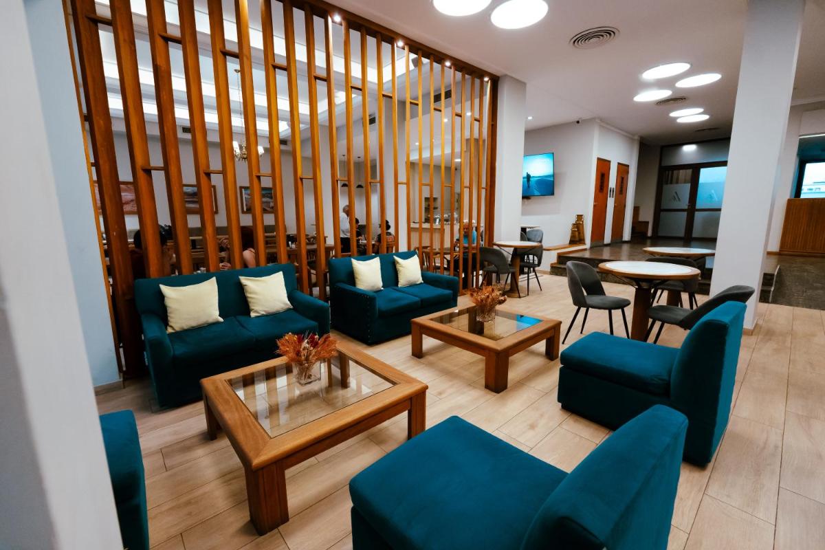HOTEL ARENALES - Housity