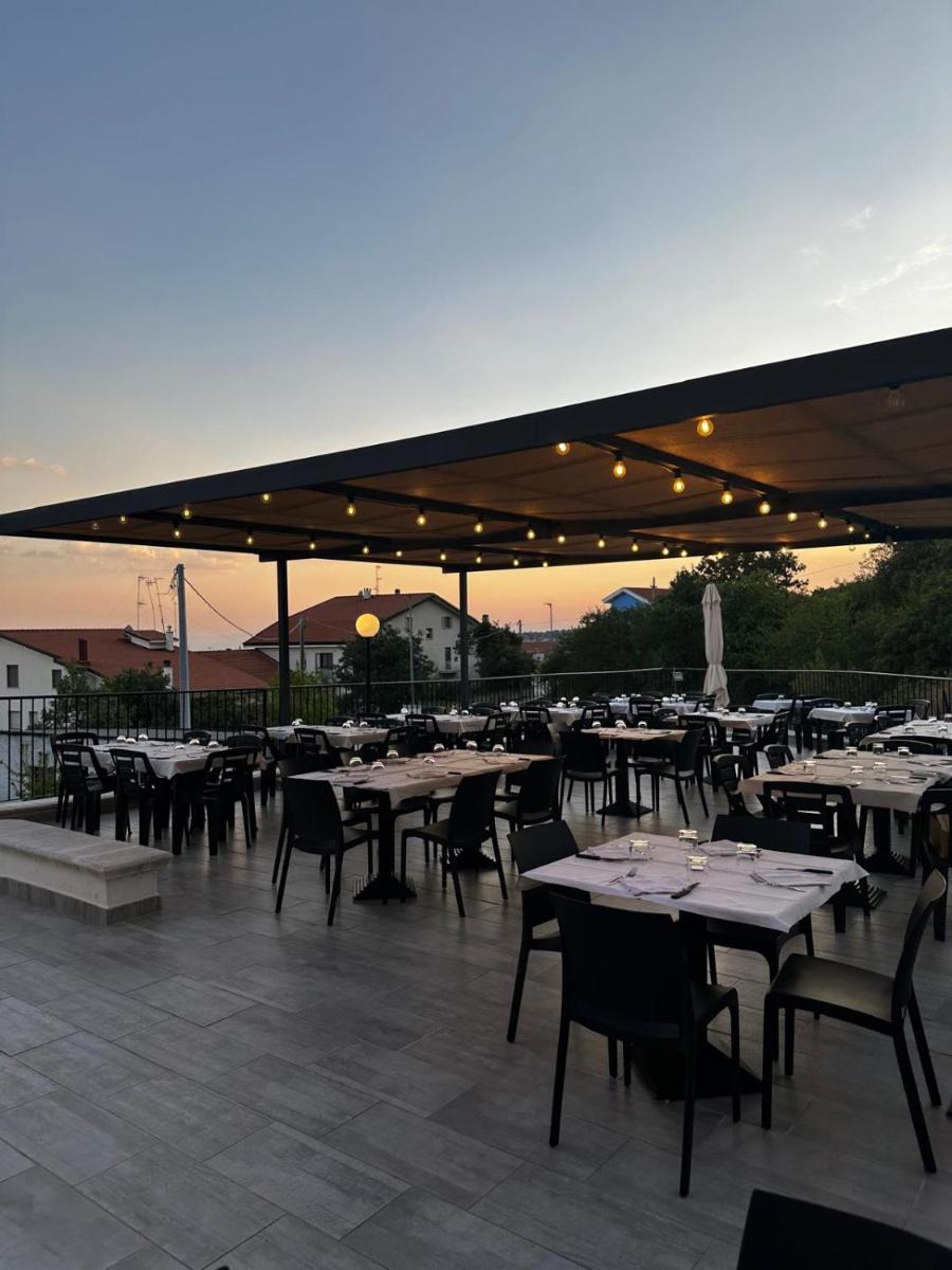 Nova Costa B&B - Hizvo