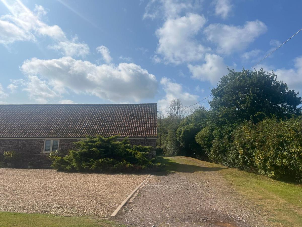 Barton Cottage - Housity