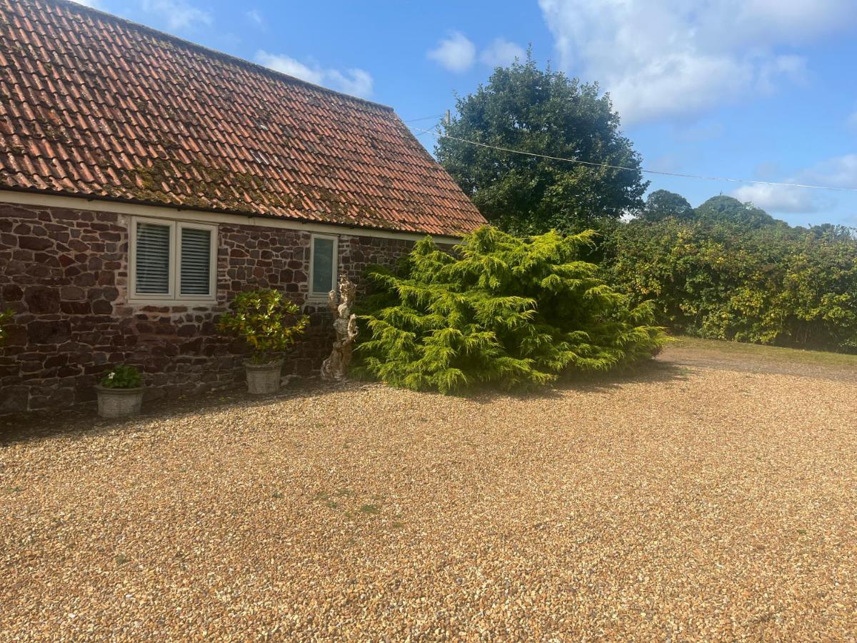 Barton Cottage - Housity