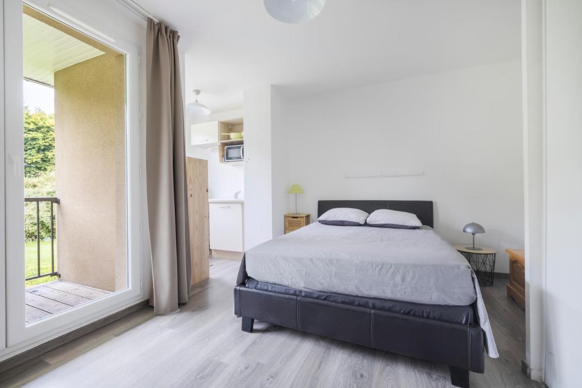 Appartement normandie avec piscine et jardin - Housity