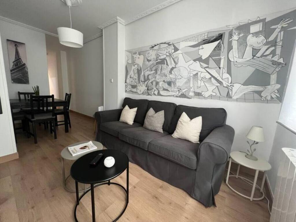Bonito apartamento de 2 habitaciones - Housity