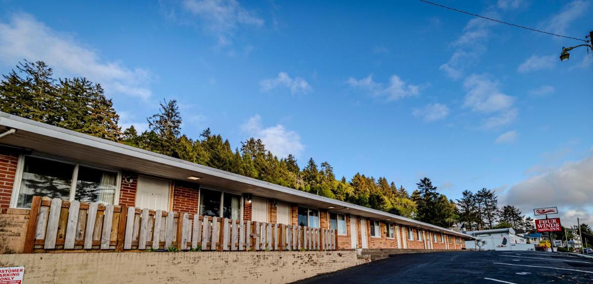 FourWinds INN - Housity