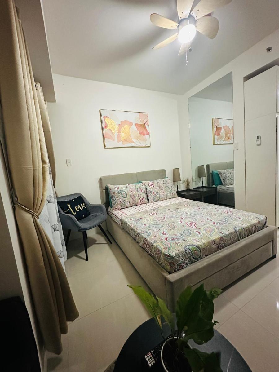 Lengs Place 1 - Studio Unit at Inspiria Condo Beside Abreeza Mall Davao City - Housity