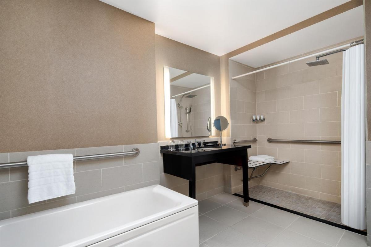 The Westin Baltimore Washington Airport - BWI - Housity
