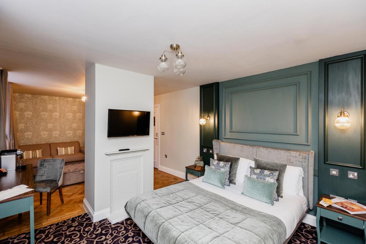 Halifax Hall - Housity