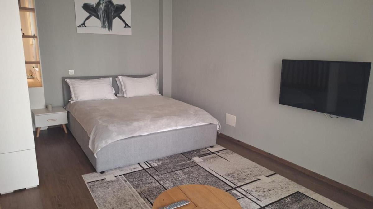 Gio Acasa C12 - Housity