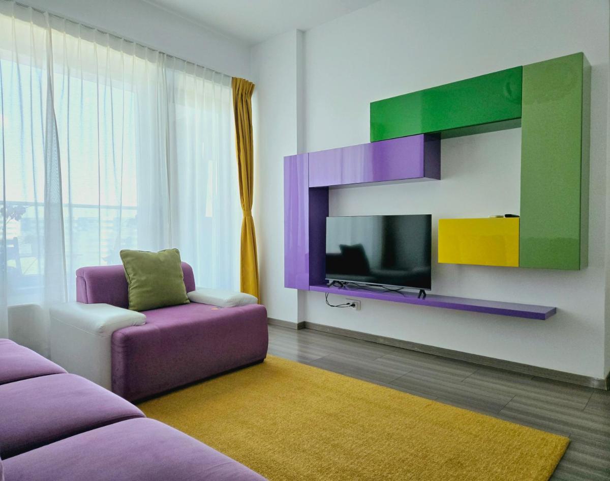 VR2 Central Apartment - Housity