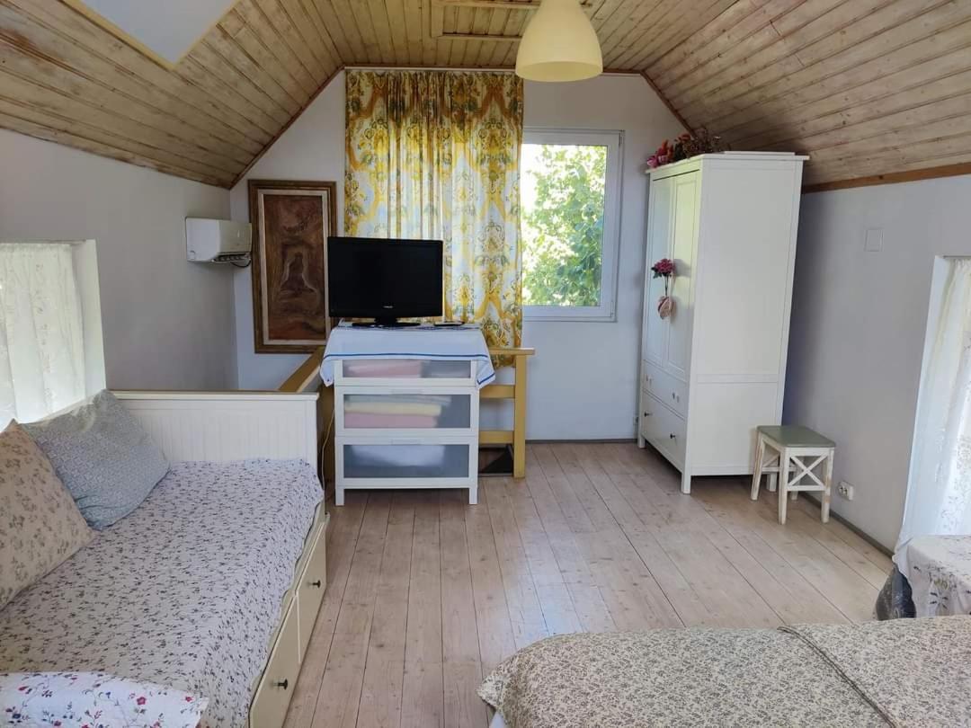 Garden House - Housity