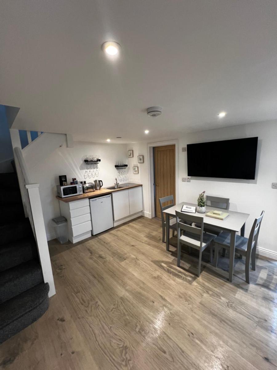 Welcome Lodge Gower - Housity