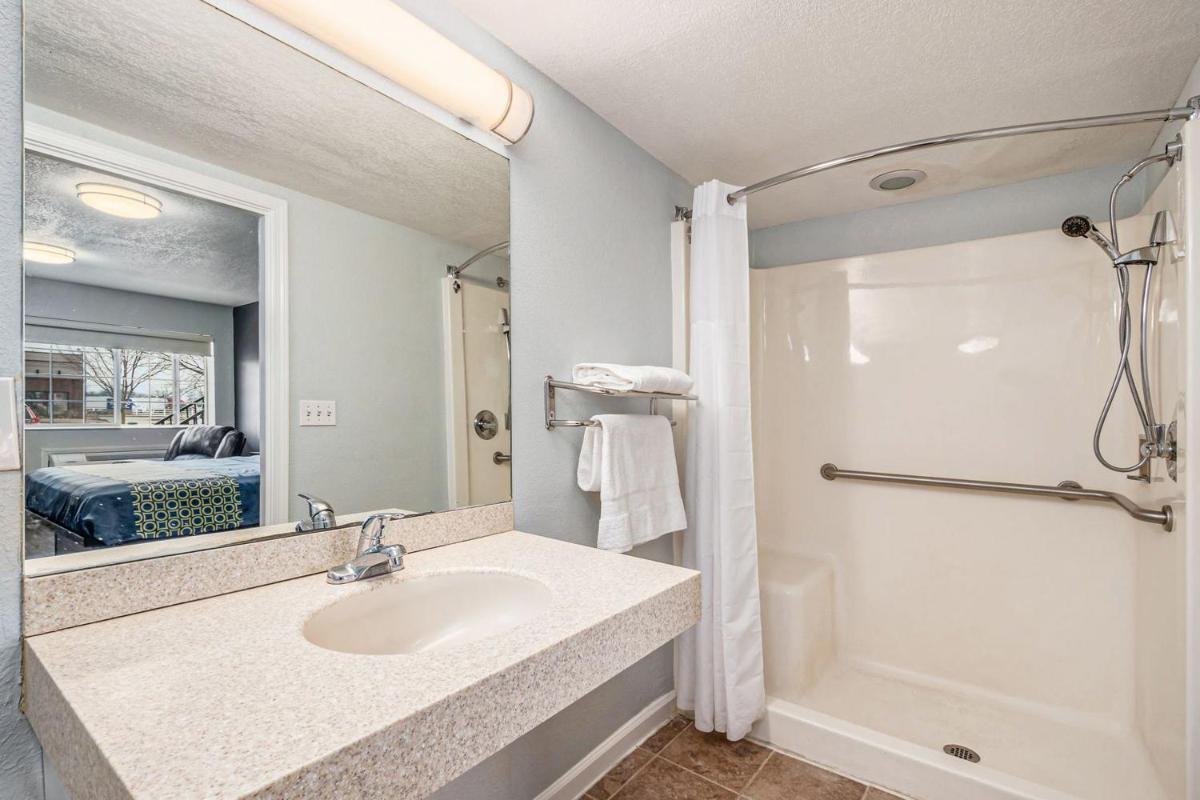 Grove City Travel Inn South Columbus - Housity