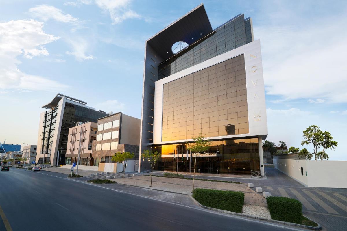 Nova M Hotel, Edge by Rotana - Housity