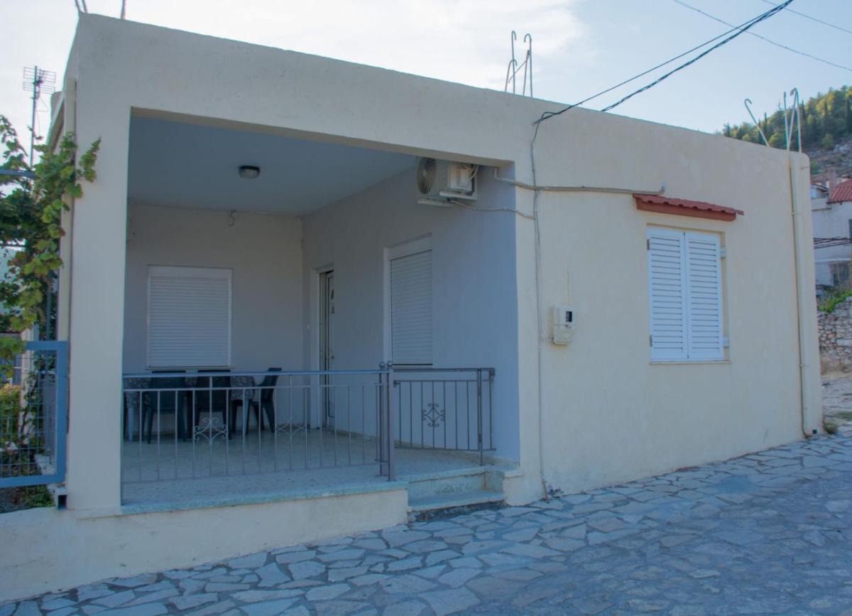Sofiko Family House - Housity