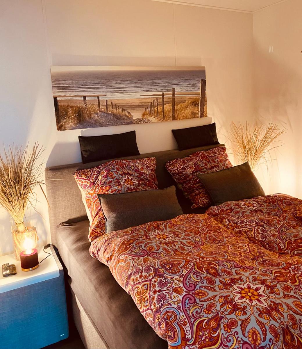 Beach House Chalet Seeparx Süsel - Housity