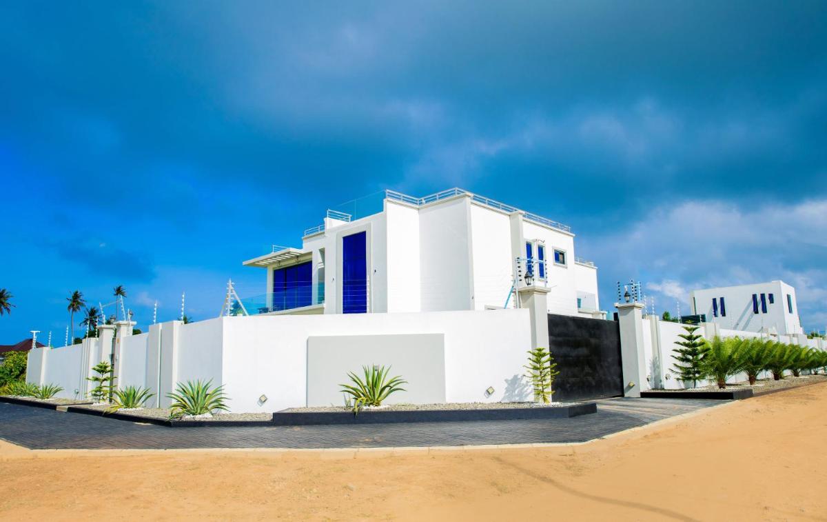 Kibada White Villa - Housity