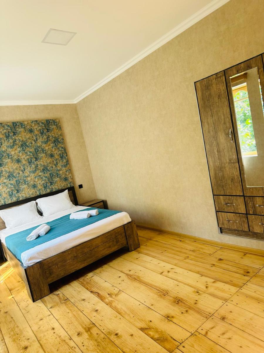 Family Hotel - White House Racha - Housity