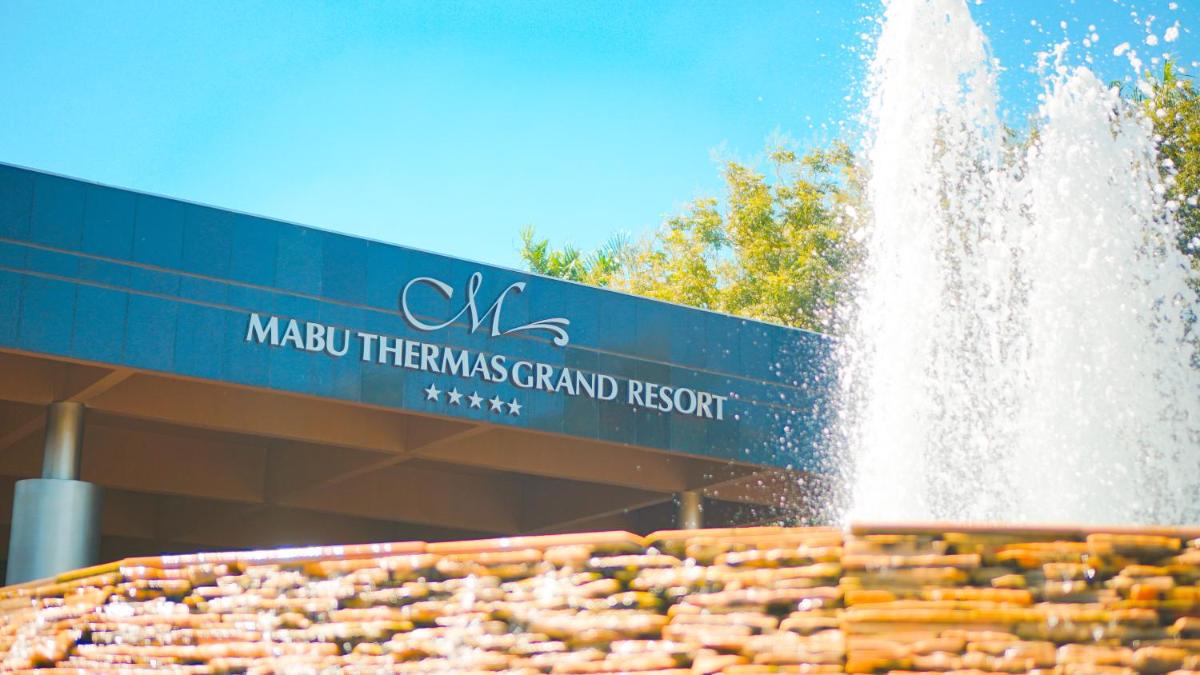 Mabu Thermas Grand Resort - Housity
