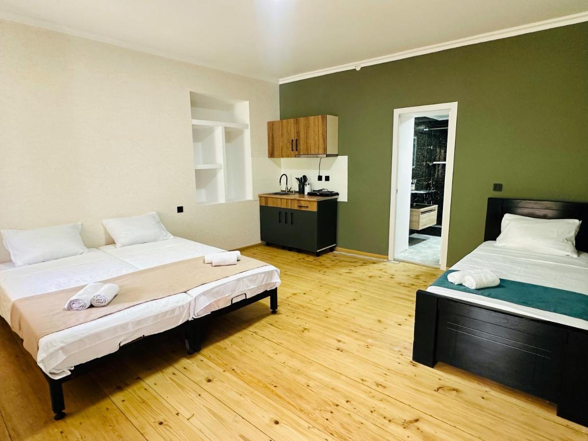 Family Hotel - White House Racha - Housity