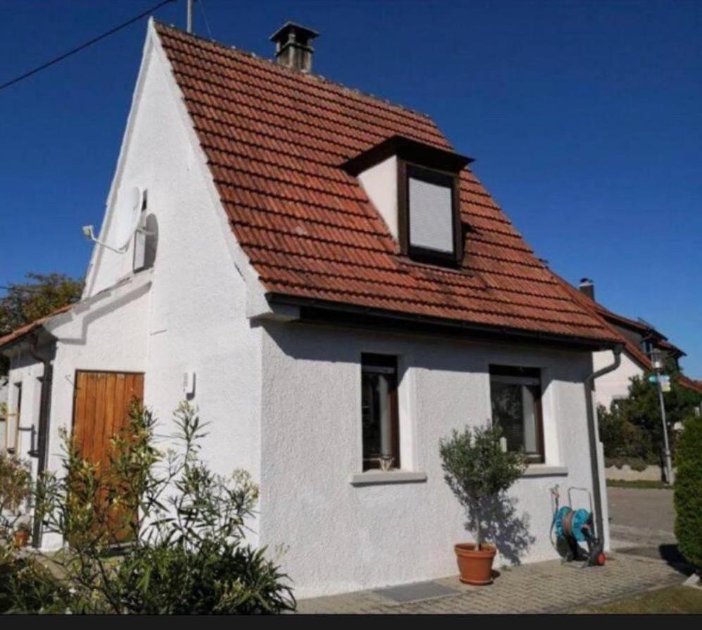 Charming Tiny House - Housity