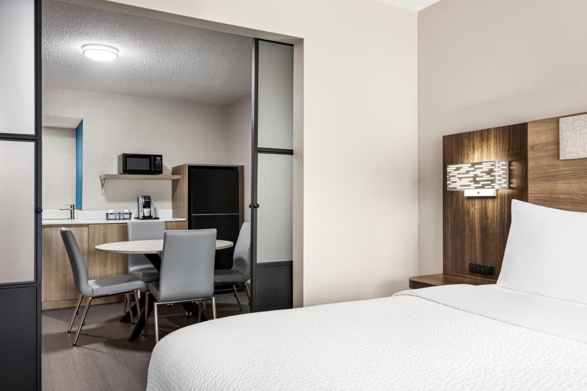 Holiday Inn Express Birmingham Irondale East by IHG - Housity