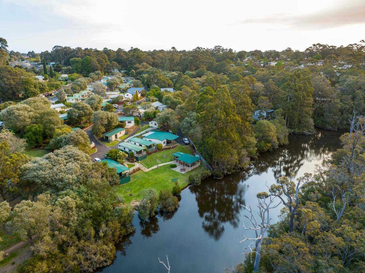 Riverview Tourist Park - Housity