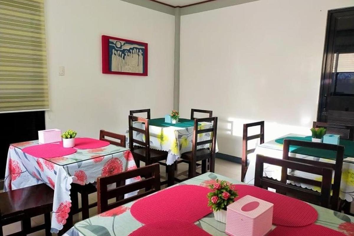 EC Hotel near Laoag Airport - Housity