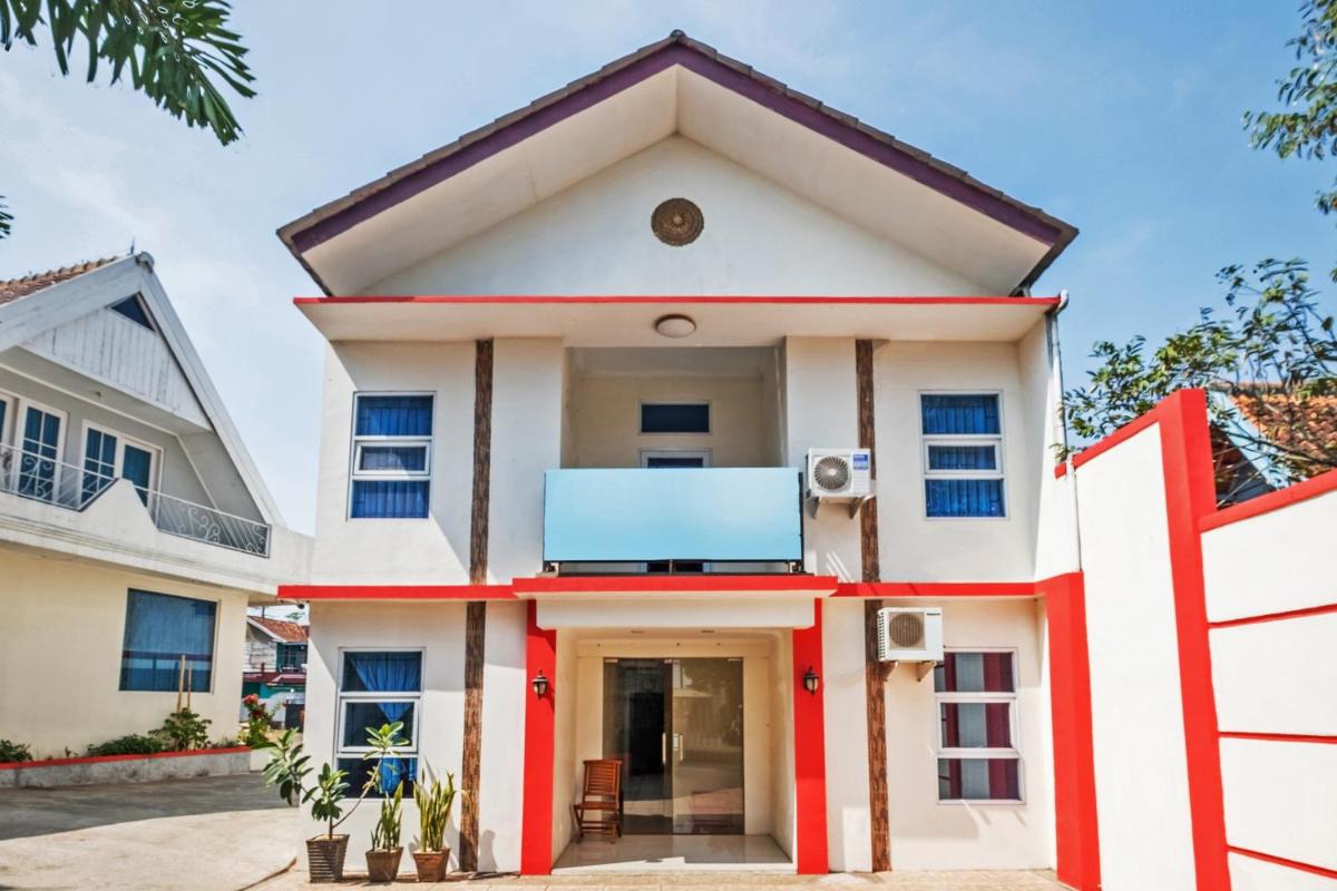 OYO 1370 Sudirman Guesthouse Syariah - Housity