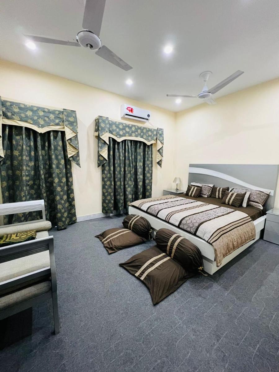 Chandi Hotel and Apartments - Housity