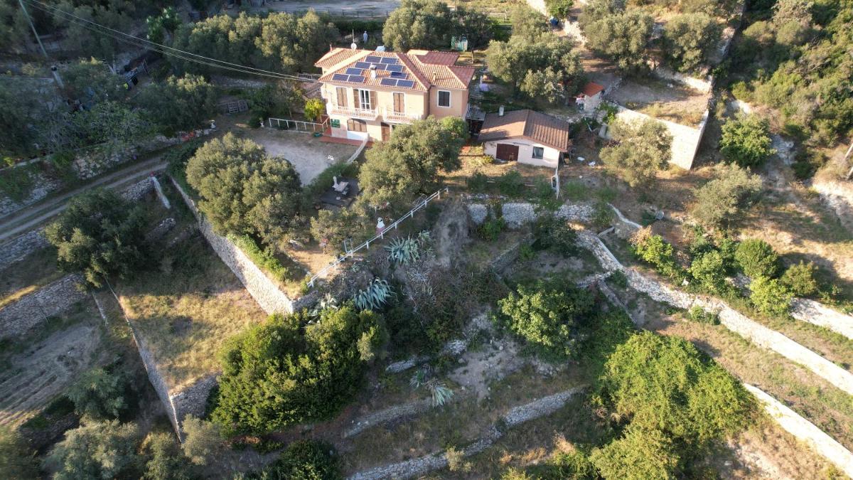 Villa Pierina - Housity