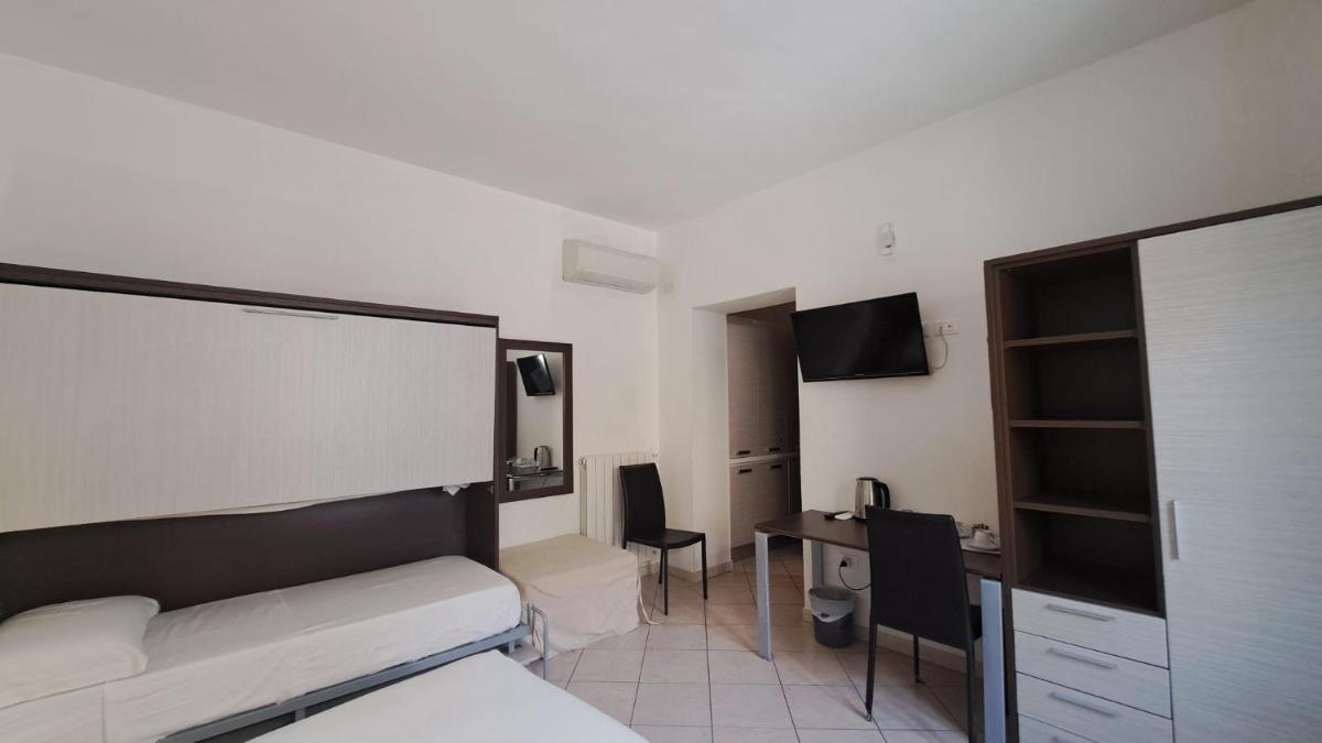 Domo - Guest-House Il Nespolo Fiorito - Housity