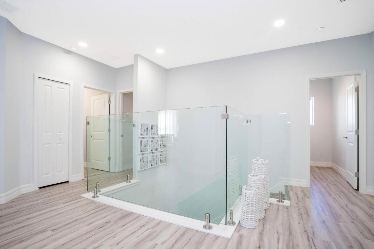 Top Dluxx Modern Home at Bella Vida Resort 4516 - Housity