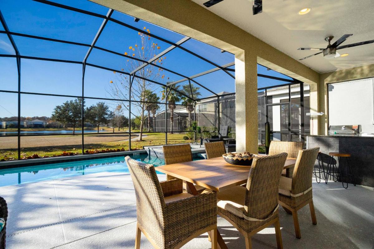 Top Dluxx Modern Home at Bella Vida Resort 4516 - Housity