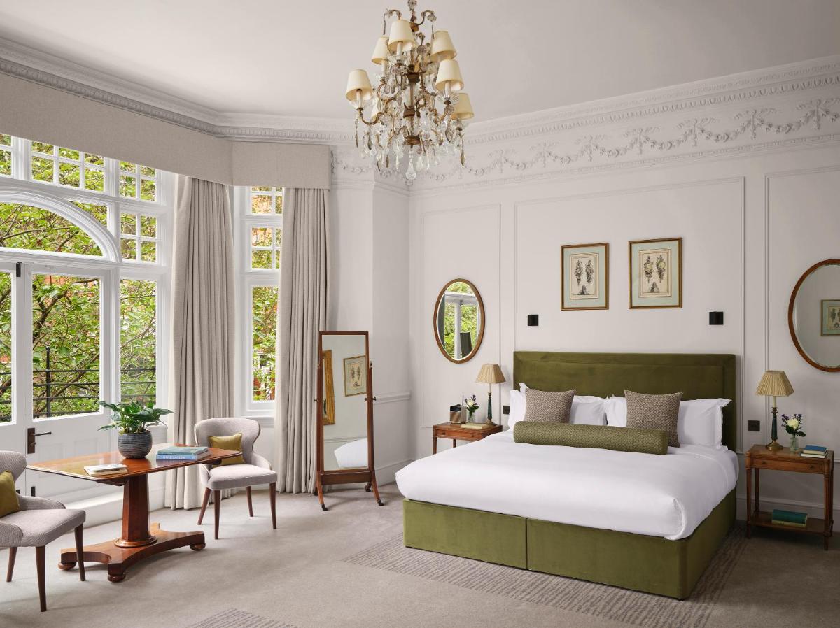 The Chelsea Townhouse - Housity