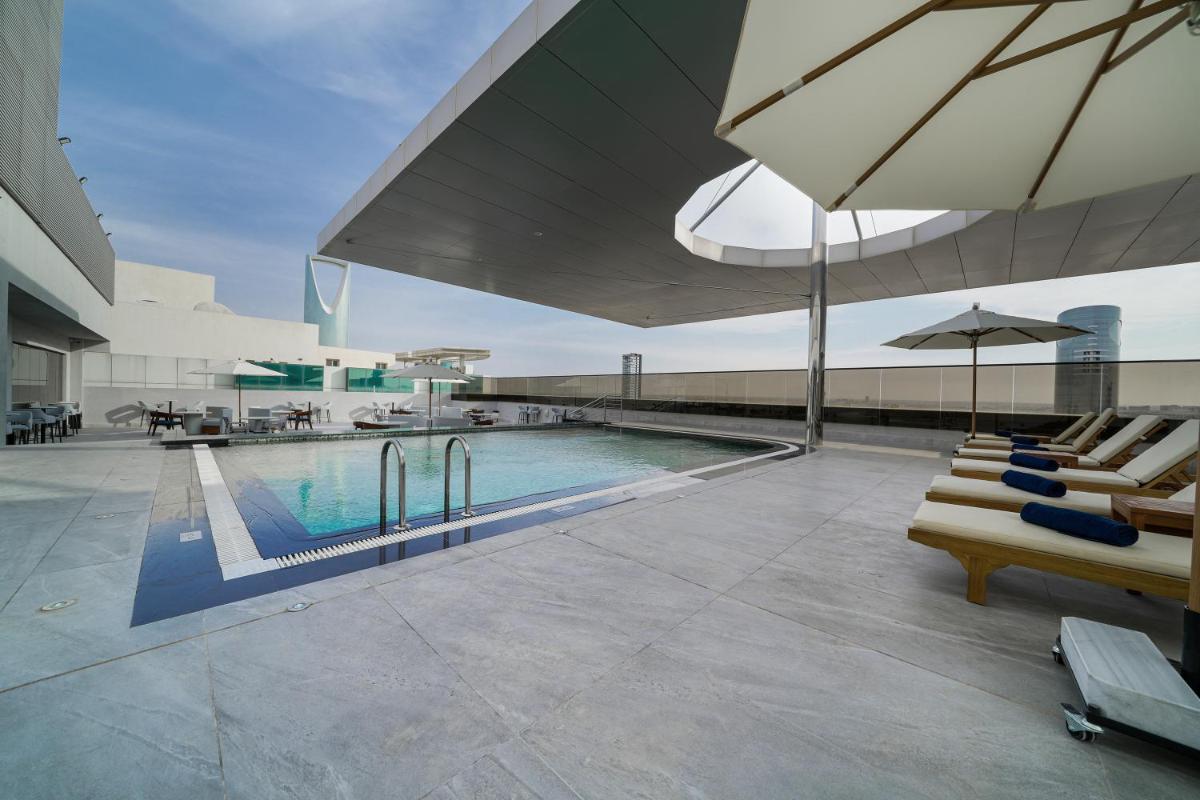 Suitetrails - Nova M Hotel, Edge by Rotana