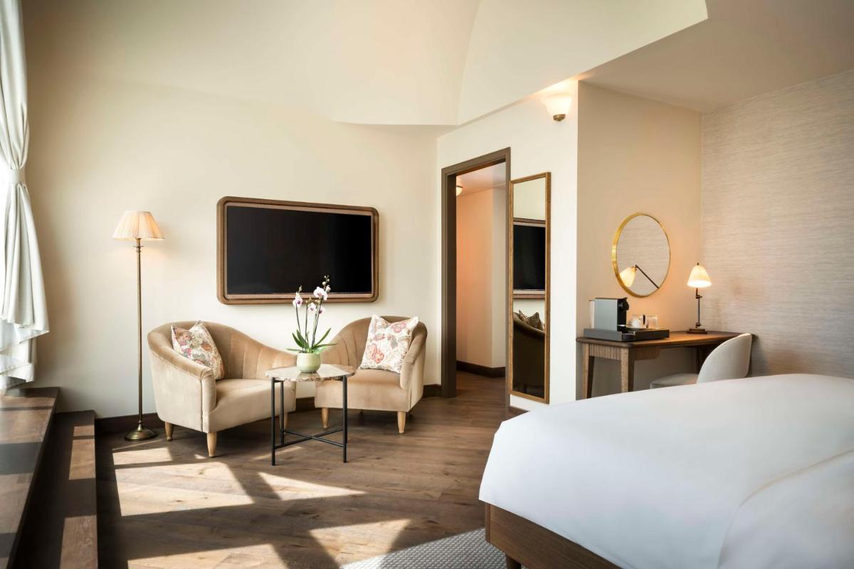 Ein Bett oder Betten in einem Zimmer der Unterkunft Brunfels Hotel, in the Unbound Collection by Hyatt