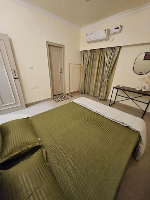 Cozy Crib - 2 BHK Comfort Stay - Housity
