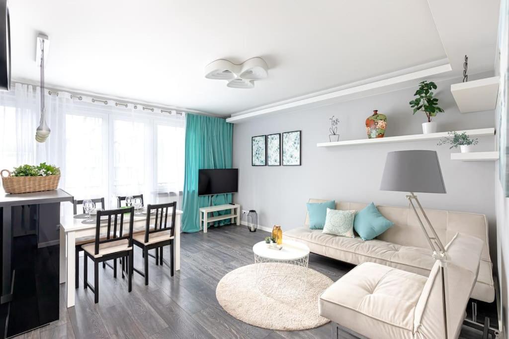 Suitetrails - ECRU Warsaw City Center Premium Apartment WWA17