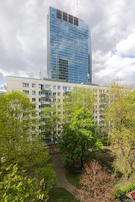 Suitetrails - ECRU Warsaw City Center Premium Apartment WWA17