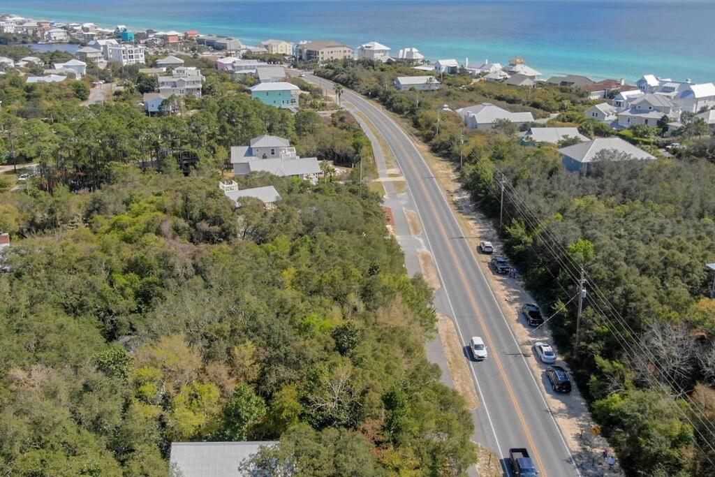 New Listing - Sandy-Dune - Close to Beach, Gulf, Restaurants - Housity