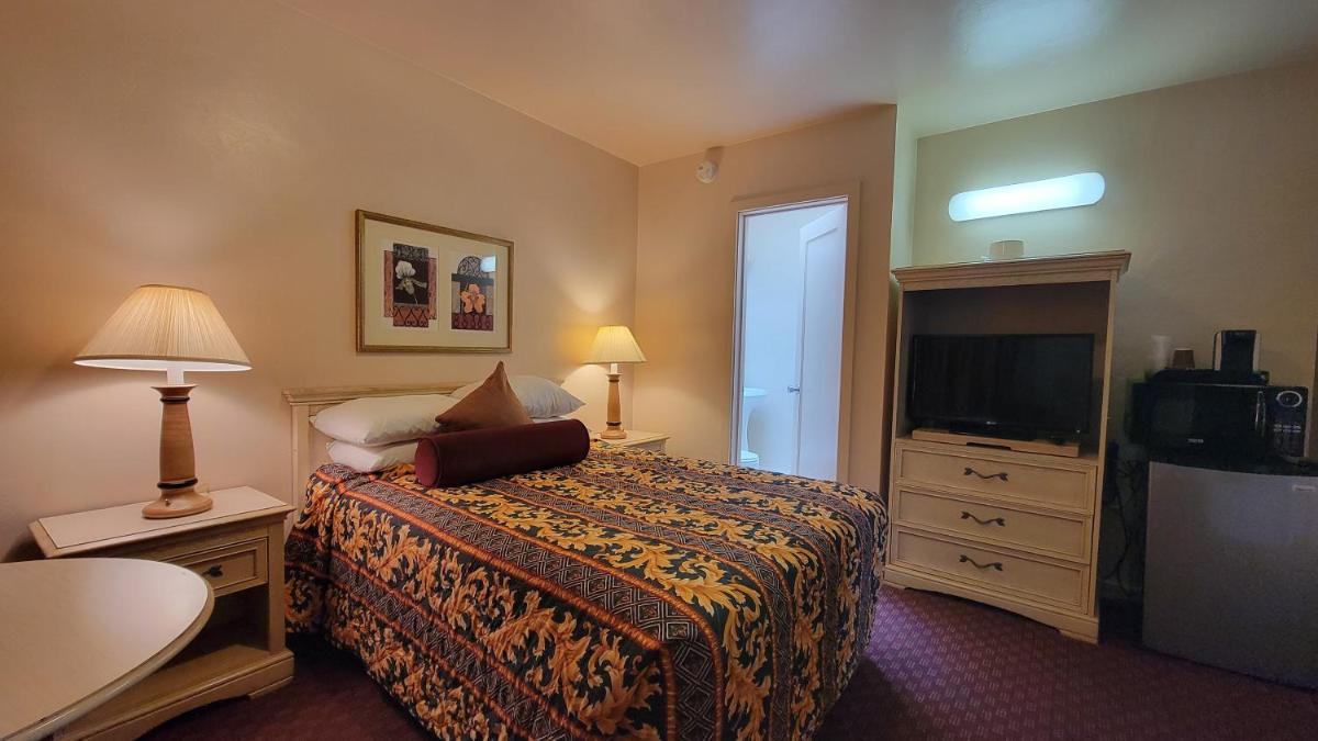 El Camino Inn - Housity