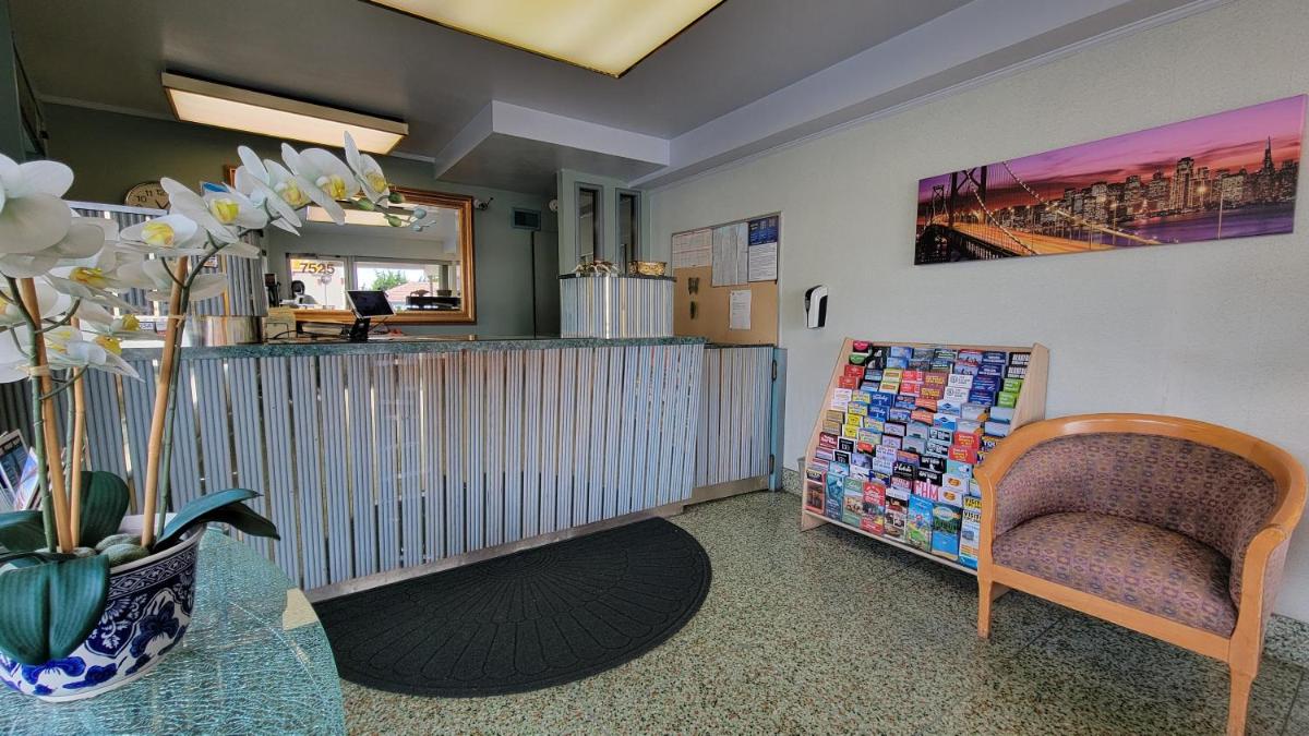El Camino Inn - Housity