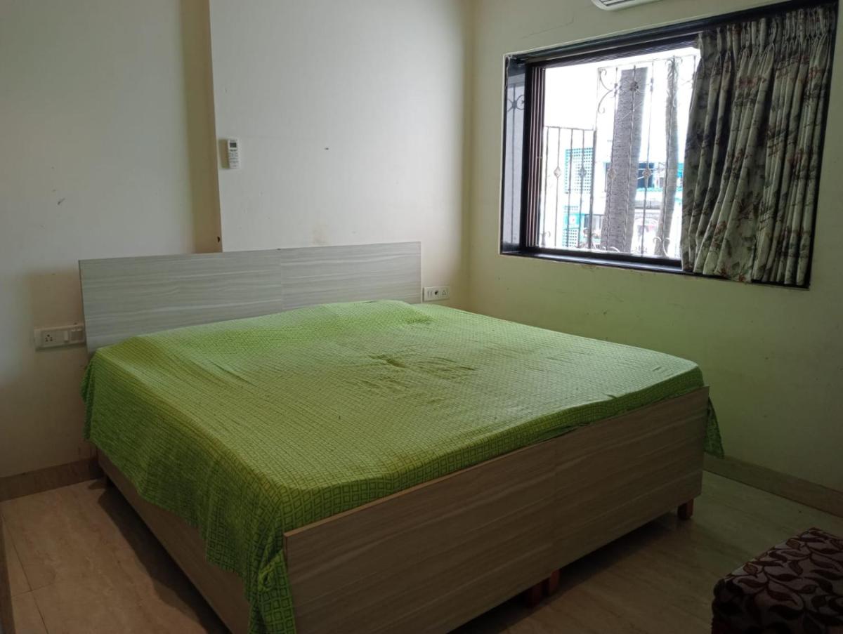 Lovely 1 bedroom rental unit in Mumbai, Carter Road - Housity