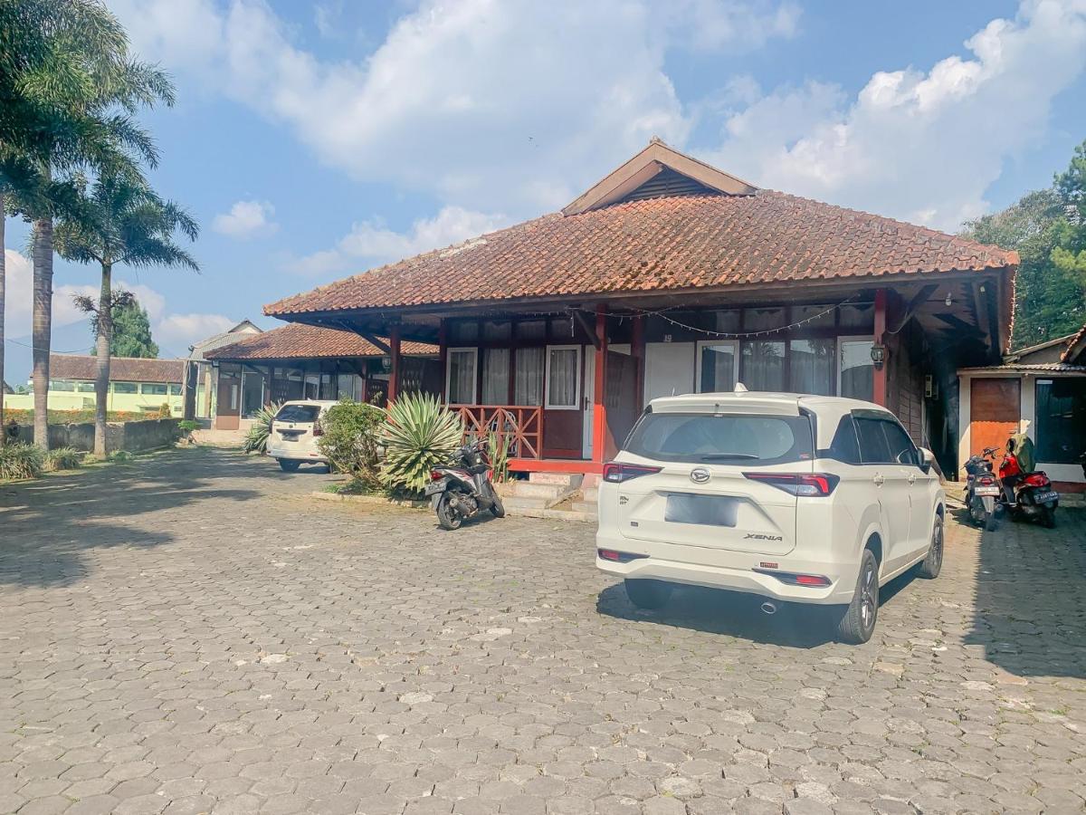 Pesona Pondok Lembang Mitra RedDoorz - Housity