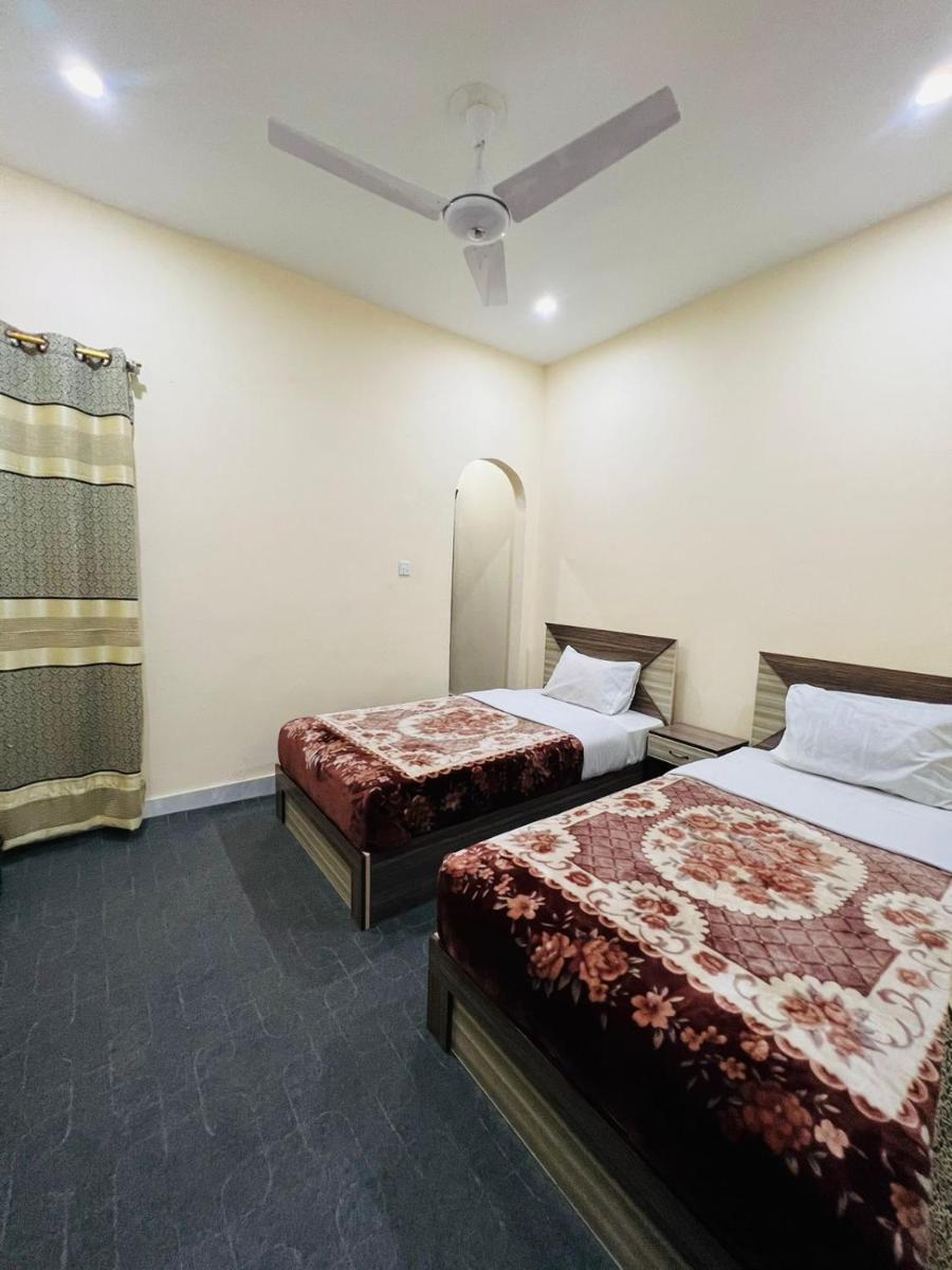 Chandi Hotel and Apartments - Housity