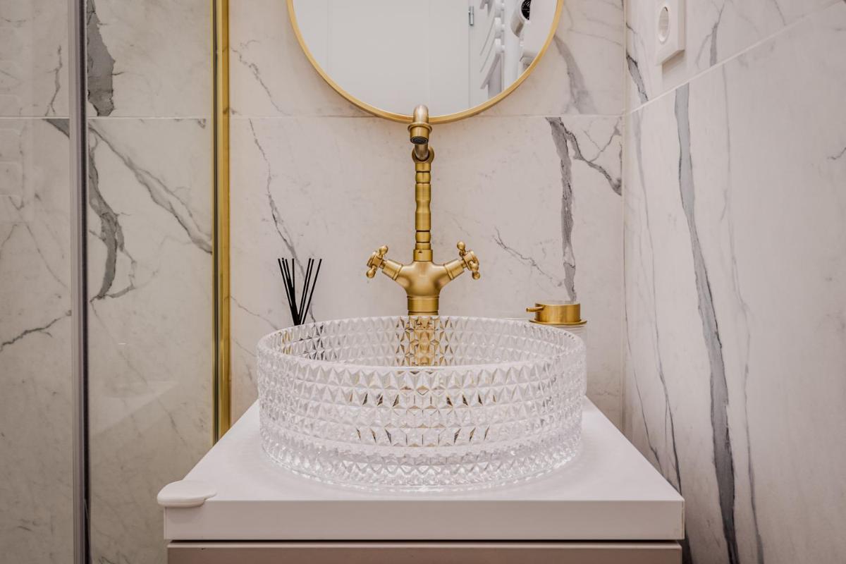 Timeless Boutique Suites by BQA - Housity